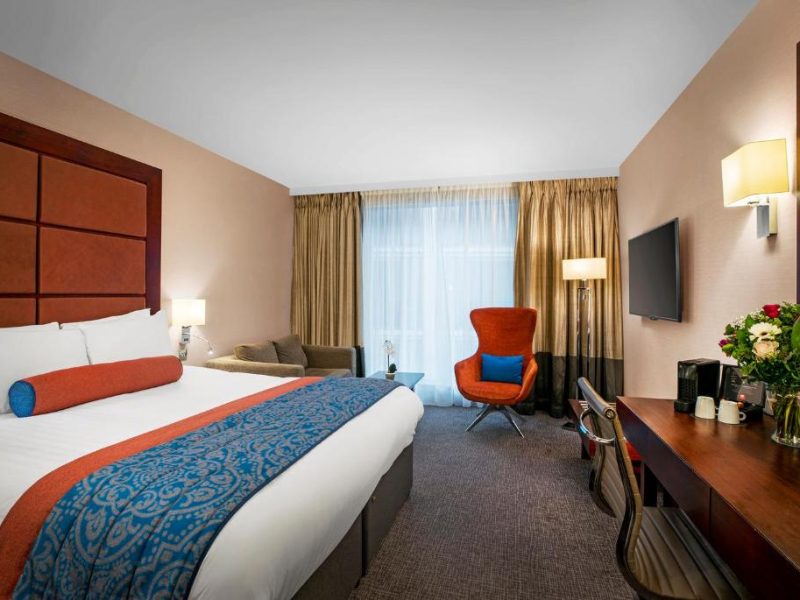 Superior King Room