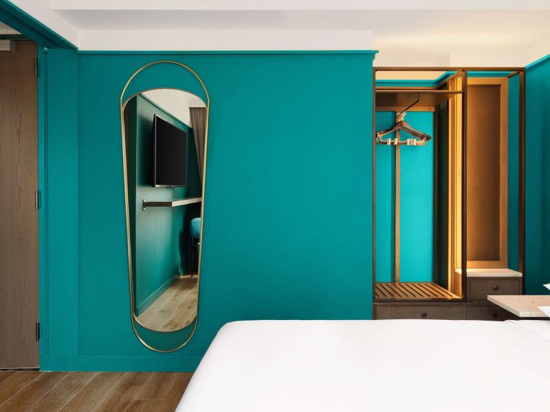 Room, 1 King Bed, Accessible (with Shower)