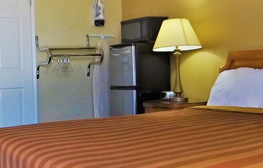 Standard Room, 1 King Bed, Non Smoking