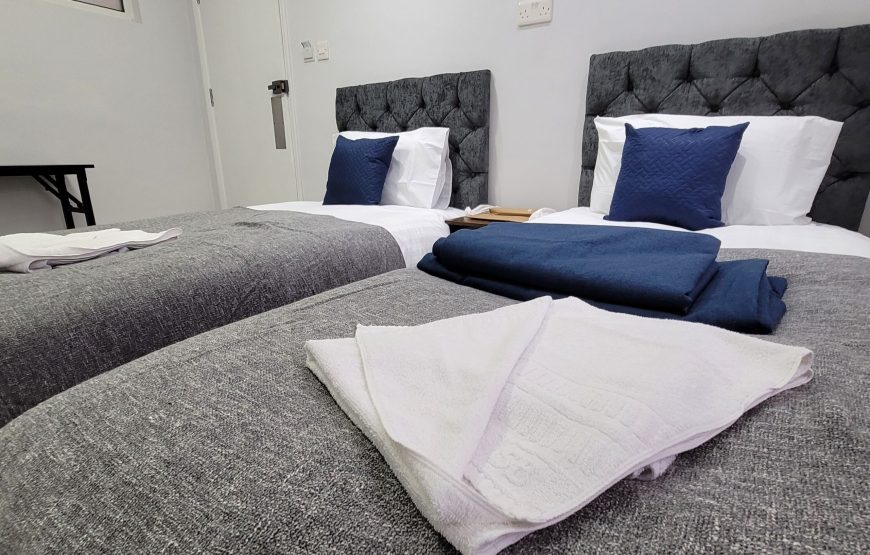 Basic Twin Room, Shared Bathroom