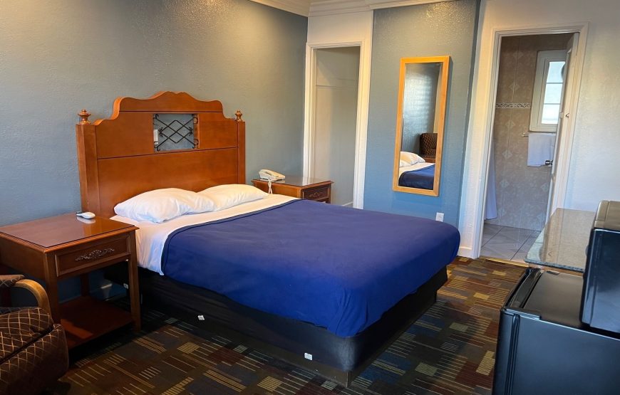 Queen Room