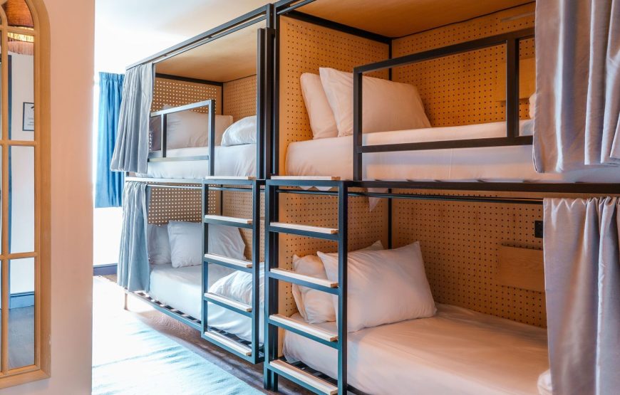 1 Bed in 8 Bed Community Room