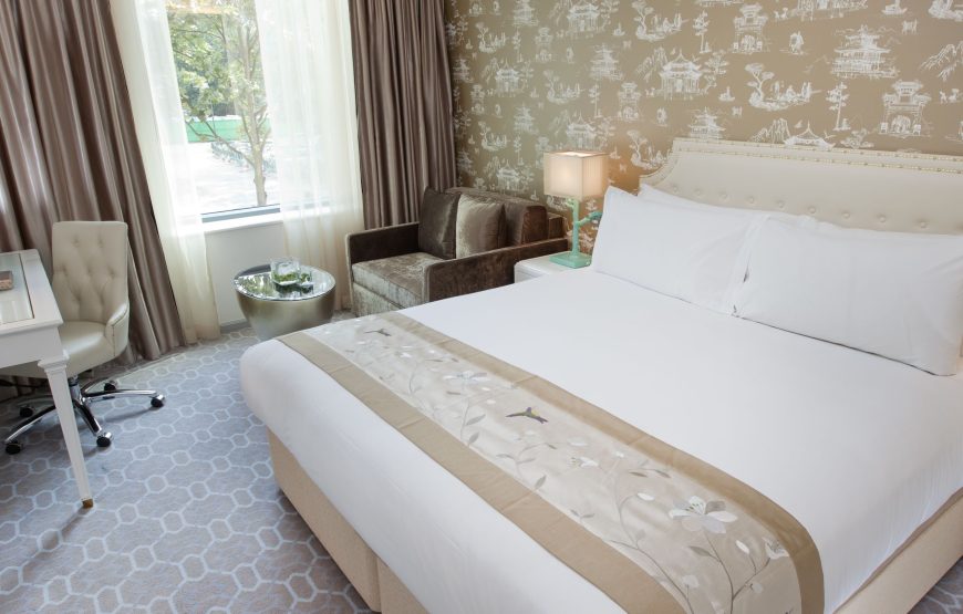 Deluxe Room, 1 King Bed