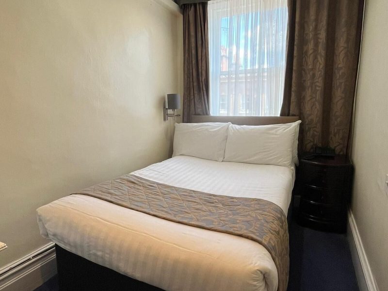 Standard Single Room, Ensuite