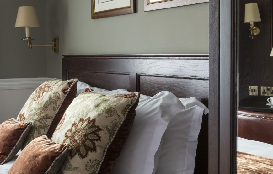 Junior Deluxe Twin Room