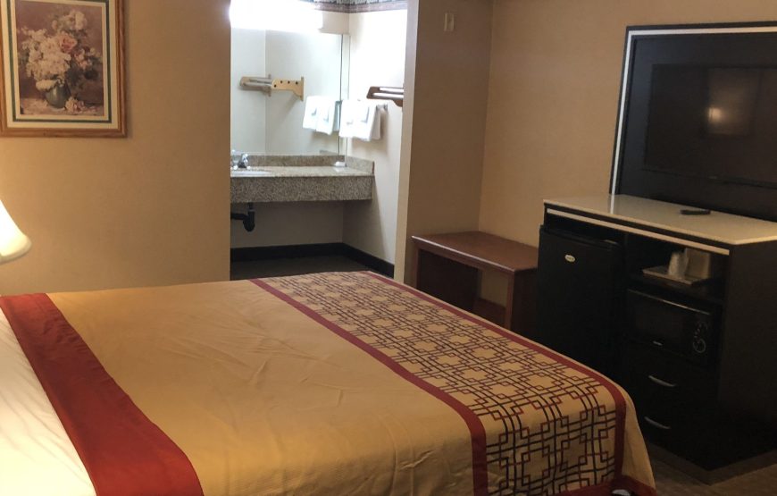 Room, 1 King Bed, Non Smoking