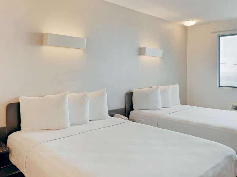 Standard Room, 2 Queen Beds, Non Smoking