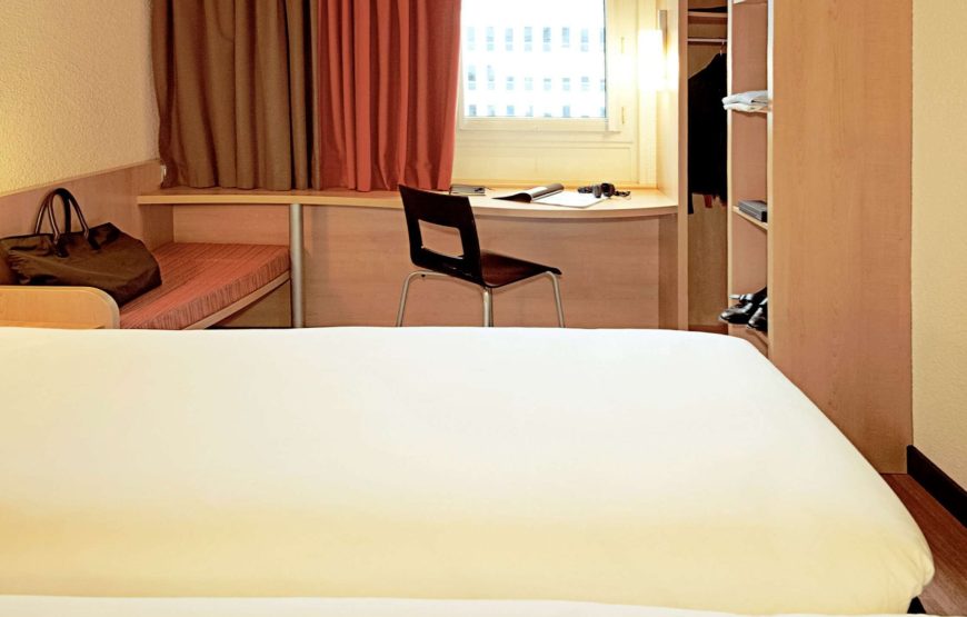 Twin Room, 2 Single Beds
