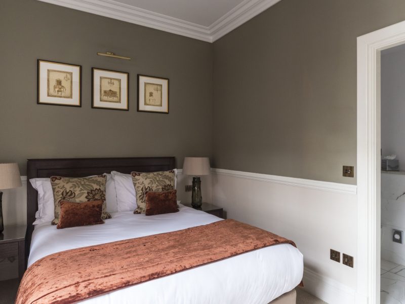 Junior Deluxe Twin Room