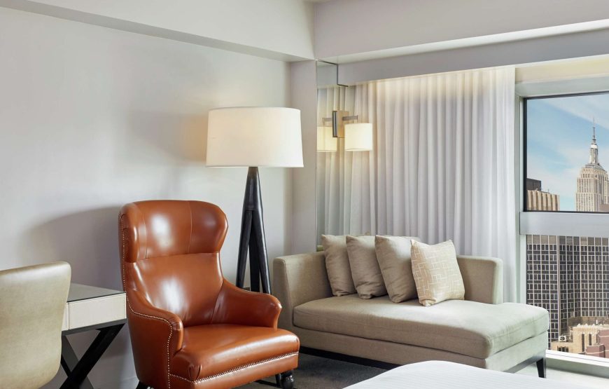1 King Bed