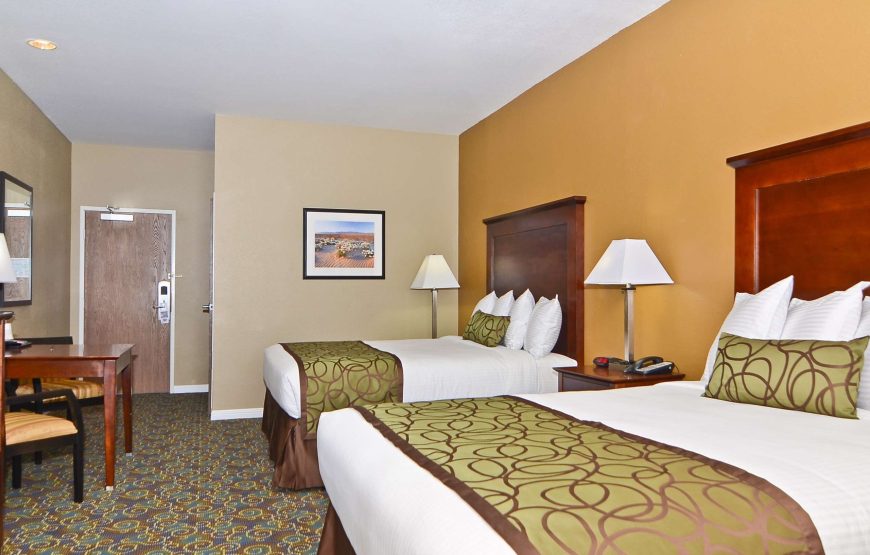 Standard Room, 2 Queen Beds, Non Smoking, Refrigerator & Microwave