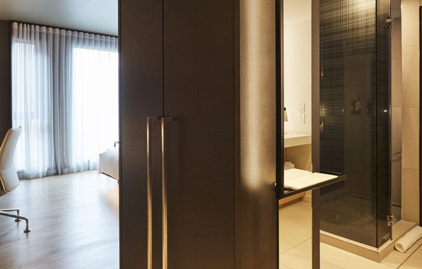 Classic Room, 1 King Bed