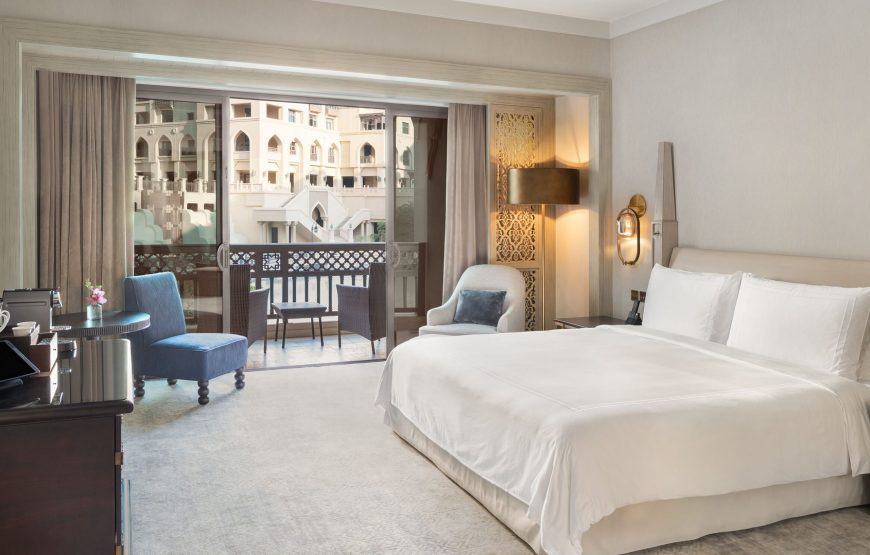 Deluxe Lake View Room