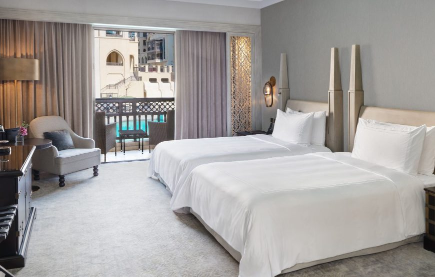 Deluxe Lake View Room