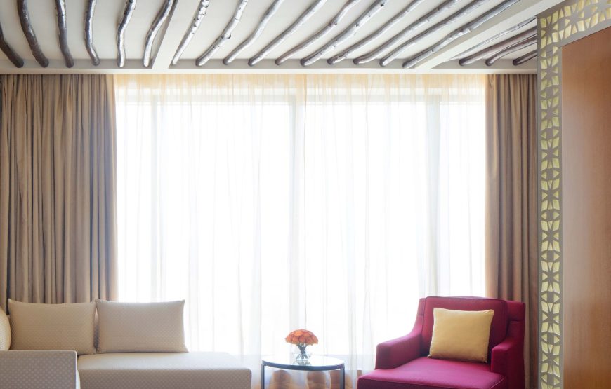 Deluxe Room, 1 King Bed