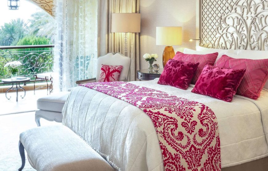 Deluxe Room, 1 King Bed (Arabian Court)
