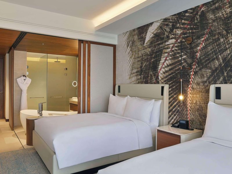 Deluxe Room, 1 Queen Bed