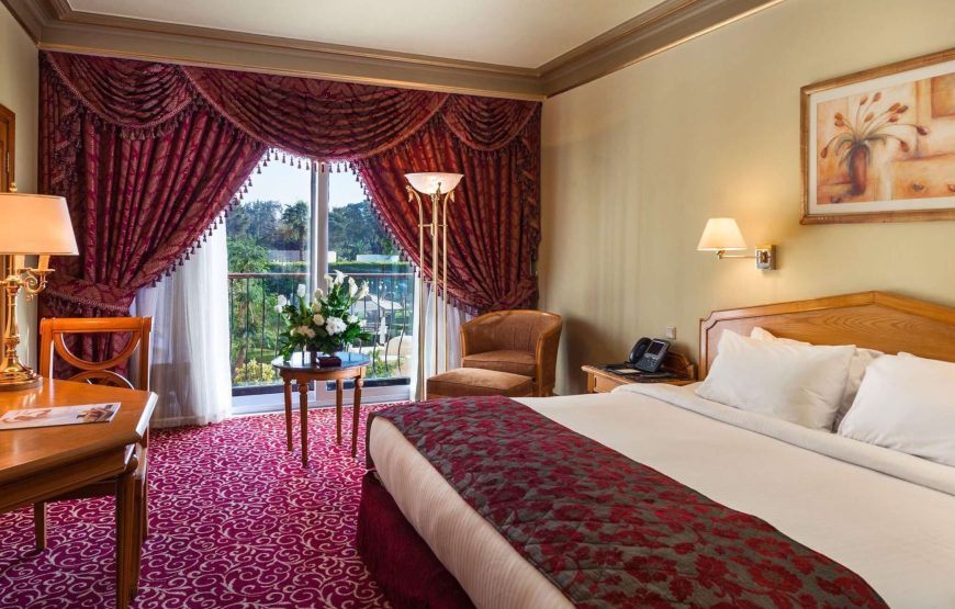 Executive Room, 1 Bedroom, Pool View