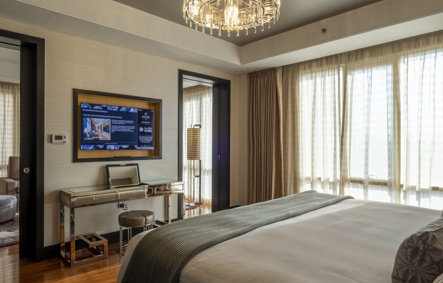 Grand Deluxe
