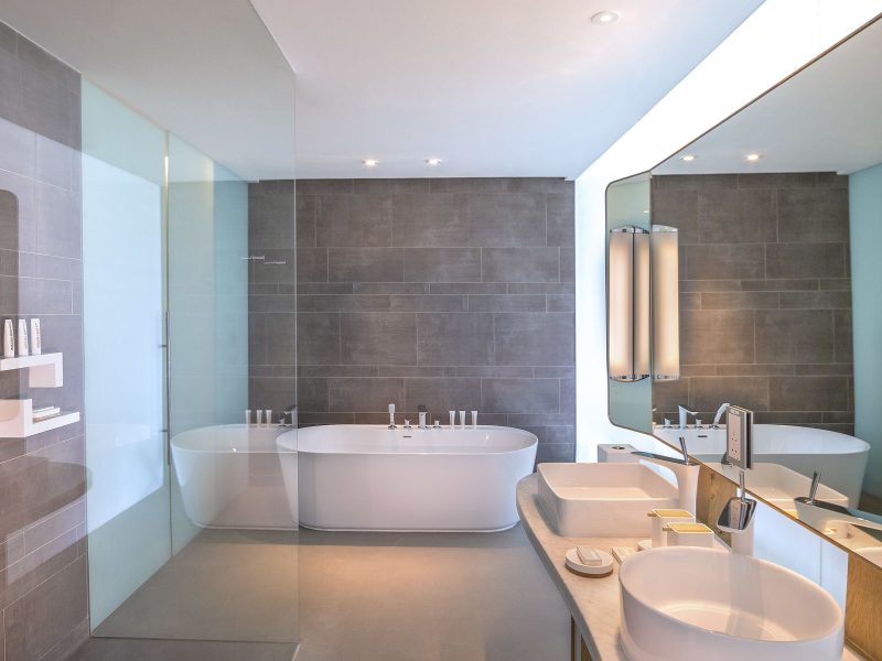 Luux Room Skyline King