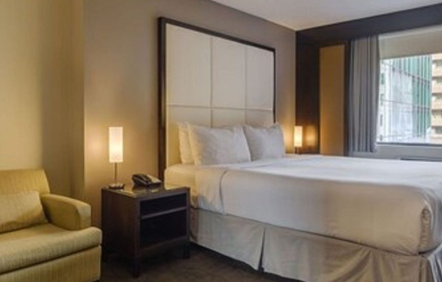 Premier King Room