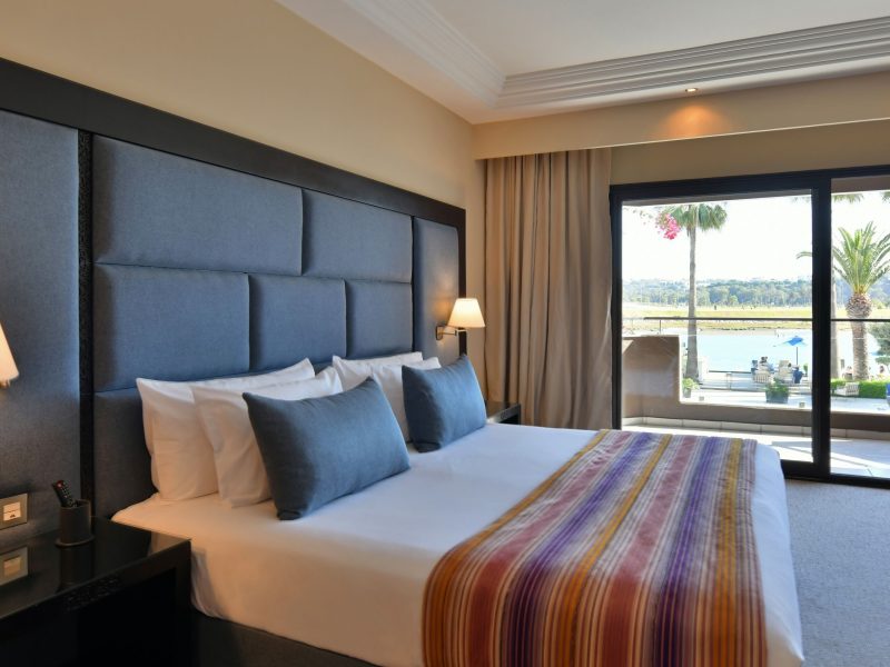 Premium Suite (Forest View)