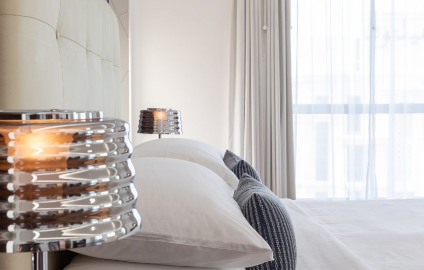 Room, 1 King Bed, Non Smoking, Complimentary beach kit and private beach pass (extra fee)