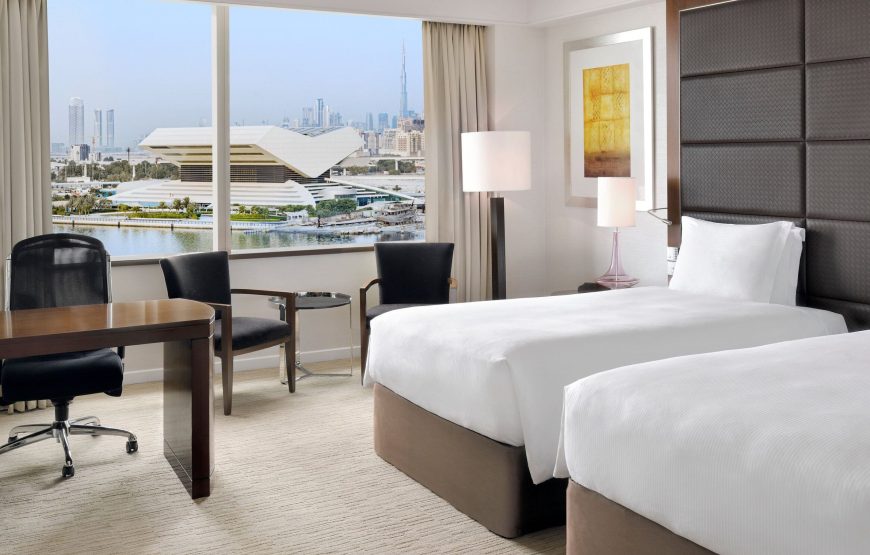 Standard Room, 2 Single Beds (Waterfront View)
