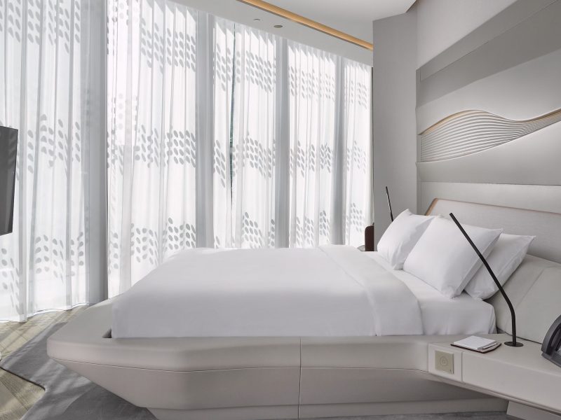 Suite (Beyond ME, with Jacuzzi, 2+1)