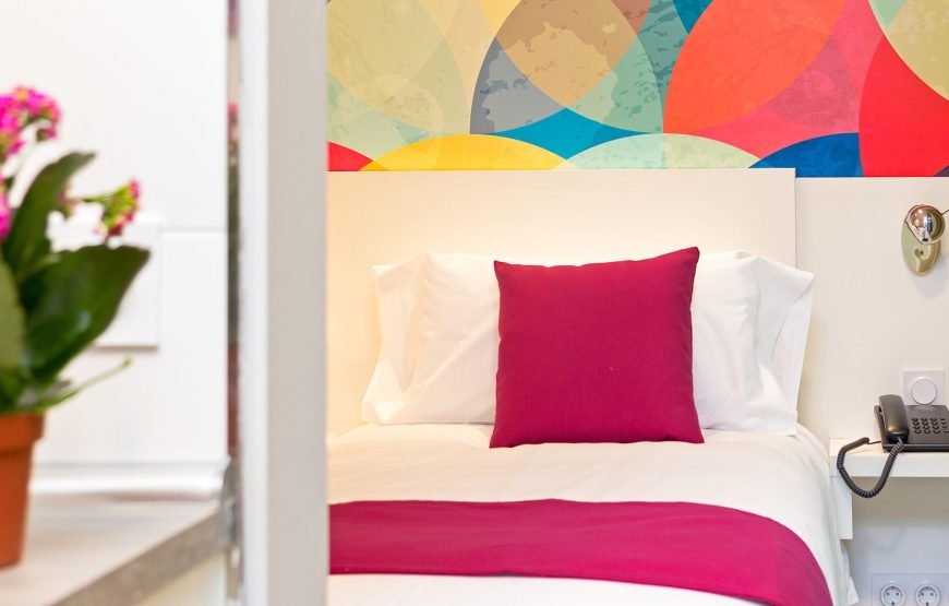 Suite superior, balcón (1, 2 and 3 pax)