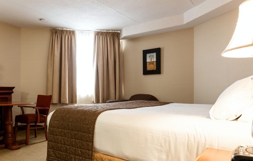Traditional Room, 1 King Bed