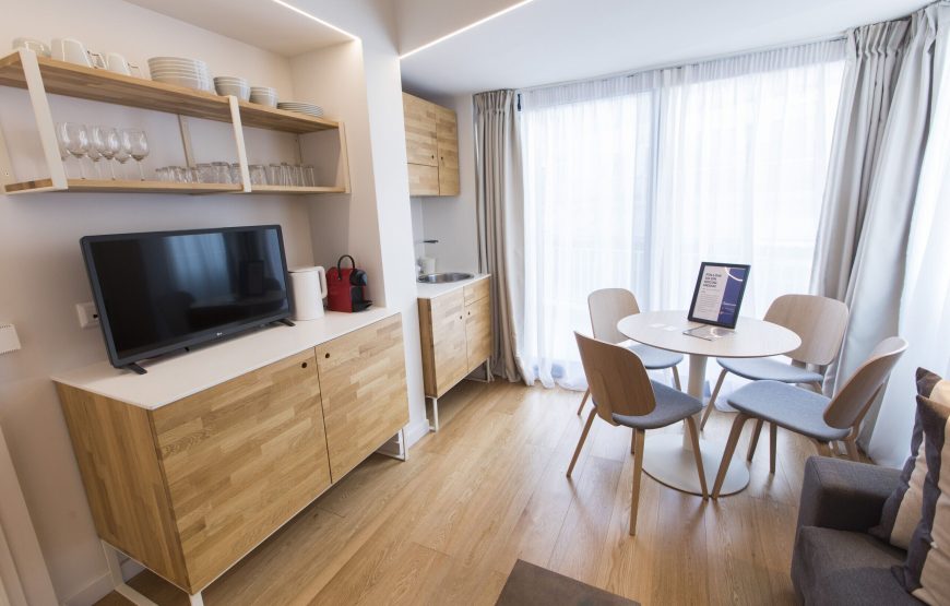 Στούντιο (Apartment 5.2)