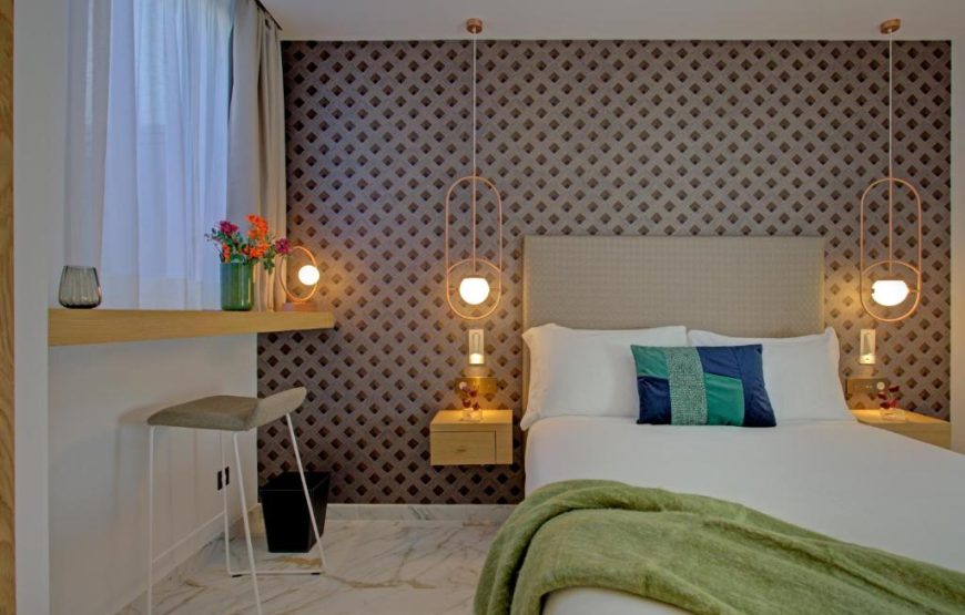 Deluxe Guest Room