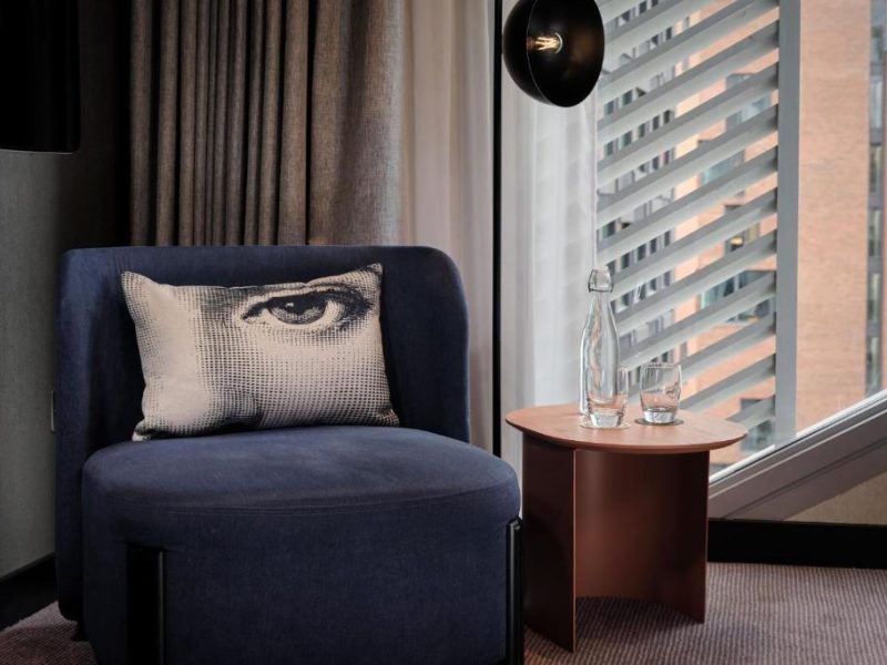 Feeling Superior, Guest room, King, City view